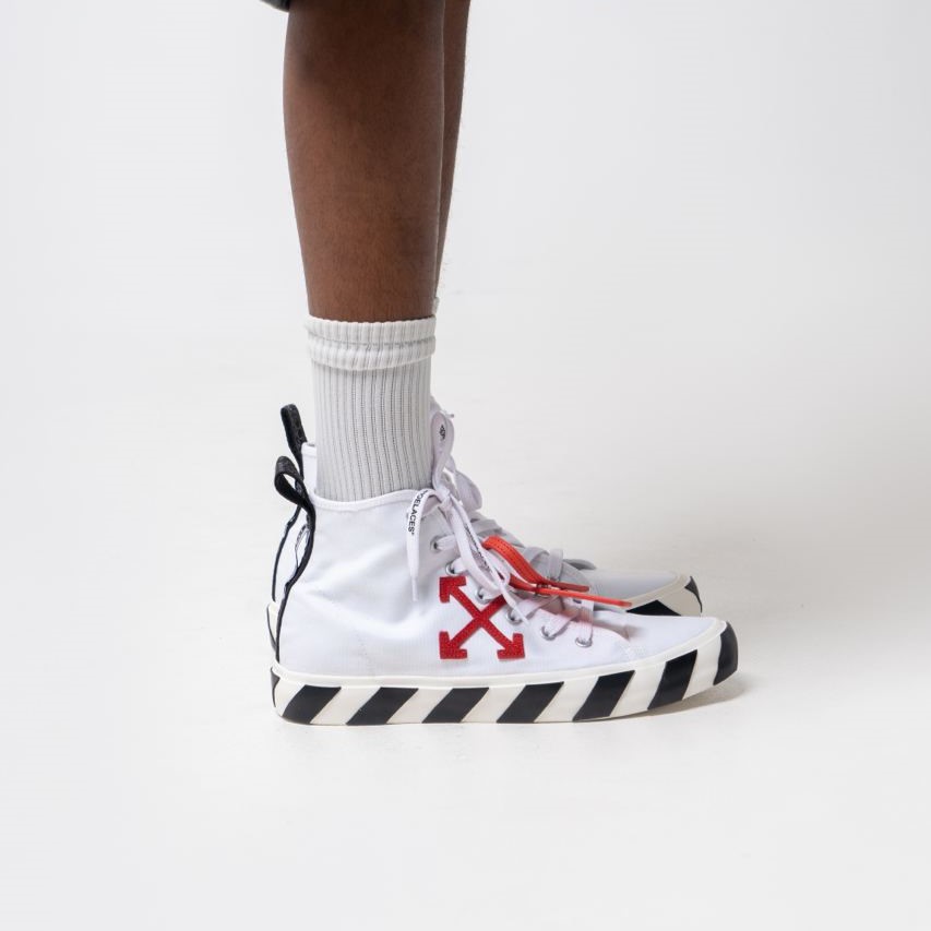 Off-White Vulcanized Mid-Top Sneakers White Red – voilà.id
