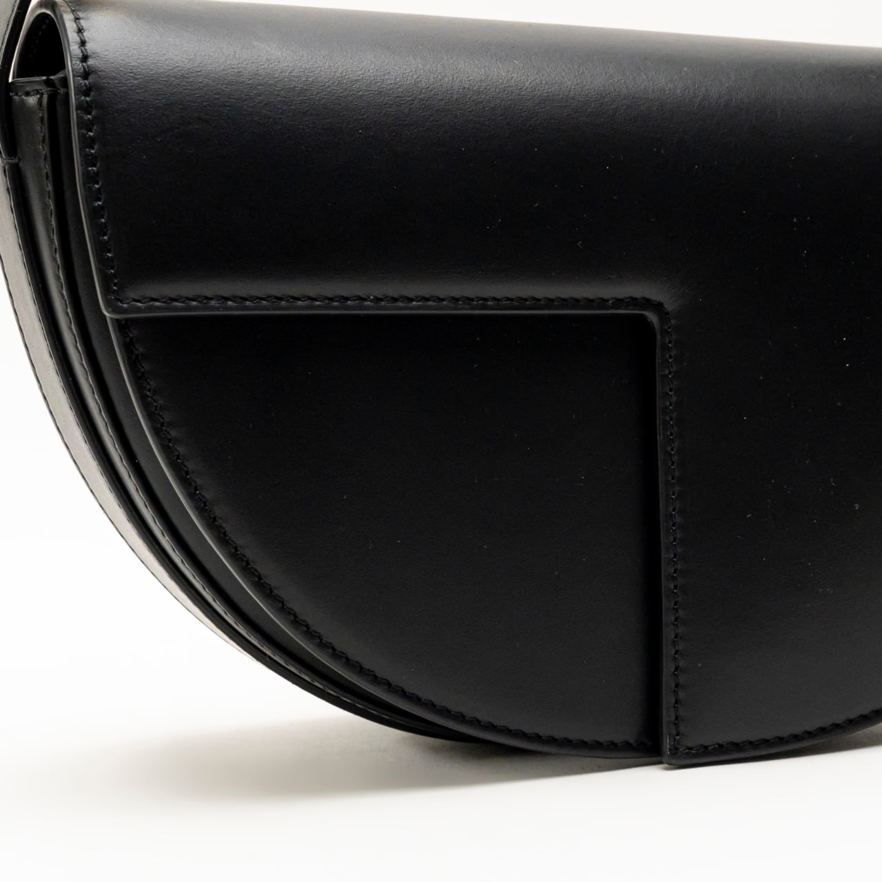 【関税込み】Jp Classic Shoulder Bag - PATOU - Leather - Blac Patou Jp Classic Shoulder Bag in Black | Lyst Canada