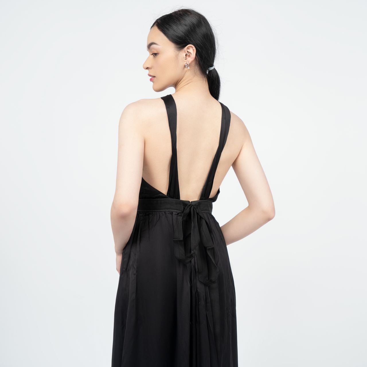 Pinko Crosses Shoulder Strap Satin Long Dress Black – voilà.id