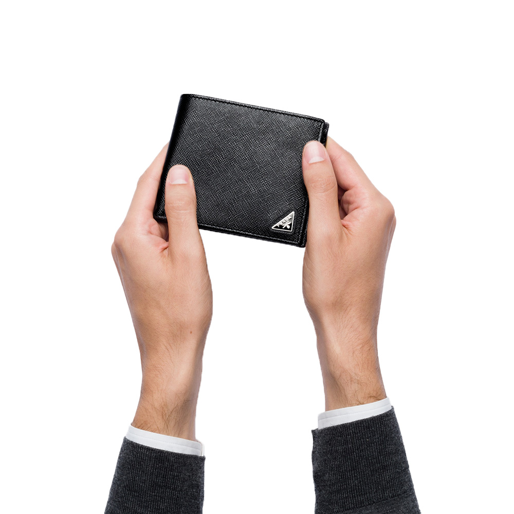 Prada Triangle Logo Saffiano Leather Bifold Wallet Black – voilà.id