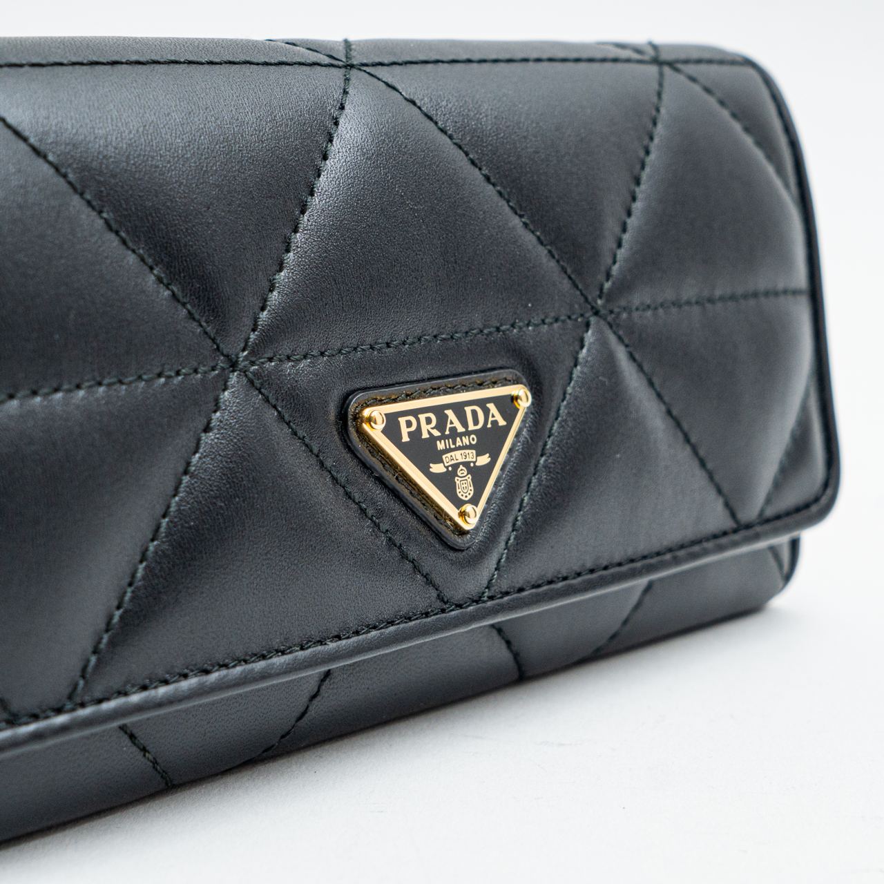 Prada Triangle Logo Quilted Leather Wallet Black Ghw – voilà.id