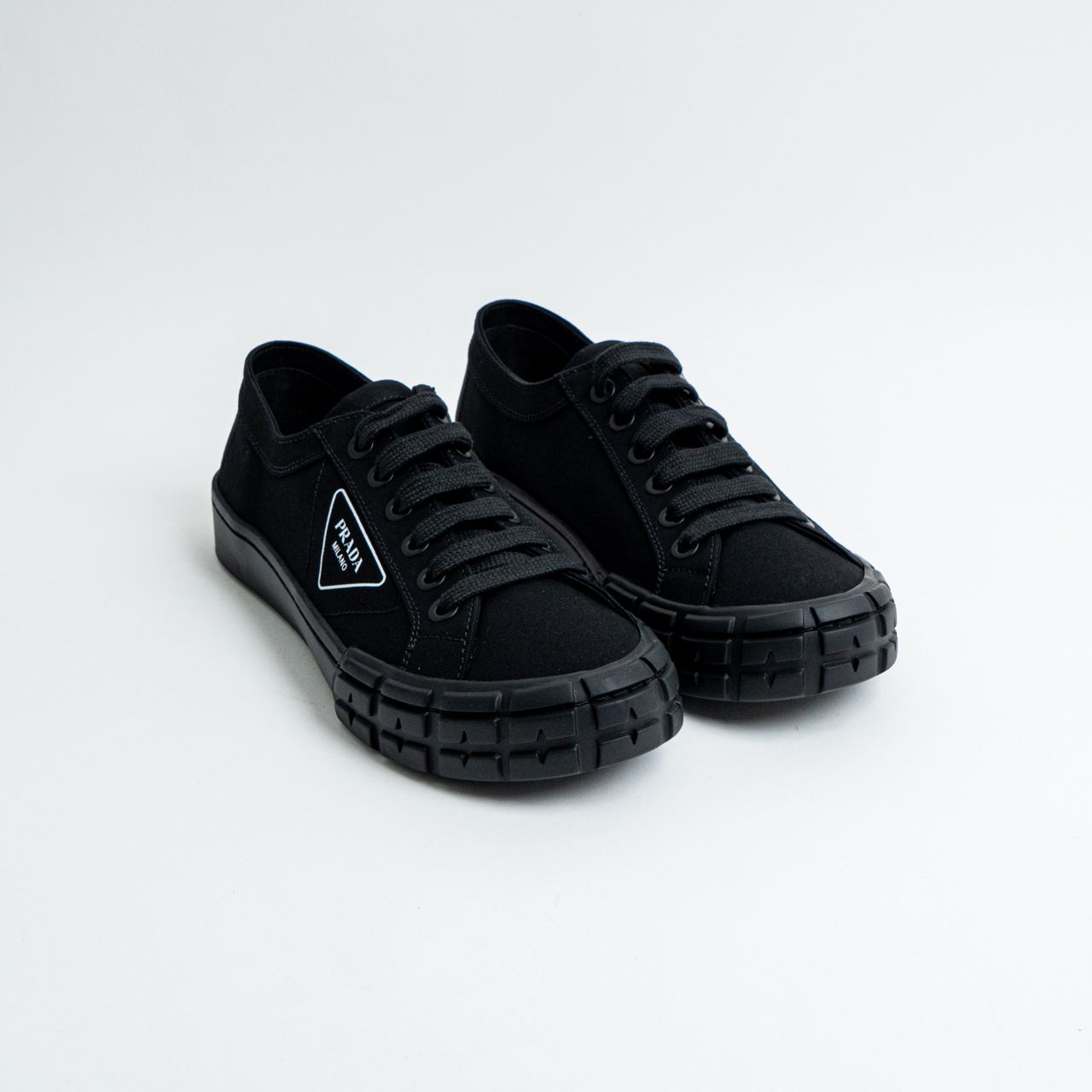 【PRADA】CASSETTA WHEEL GABARDINE FABRIC SNEAKERS Prada - Cassetta Wheel Gabardine Fabric Sneakers | HBX