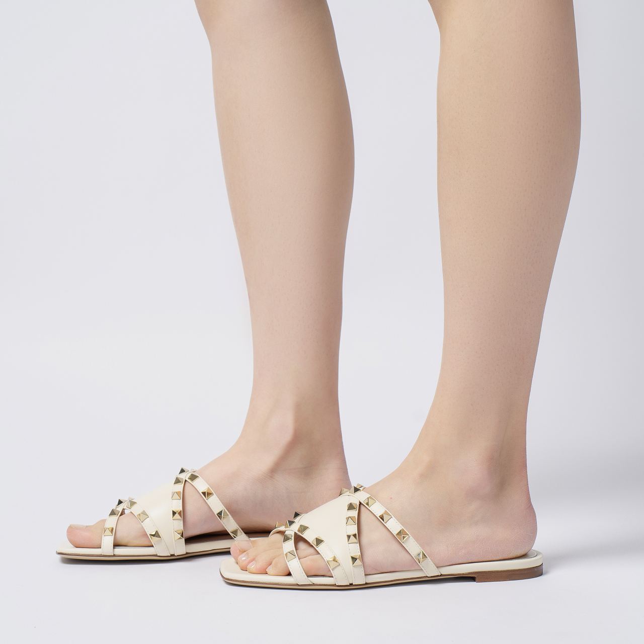 Crossover Sandals Valentino Rockstud Light Ivory Valentino