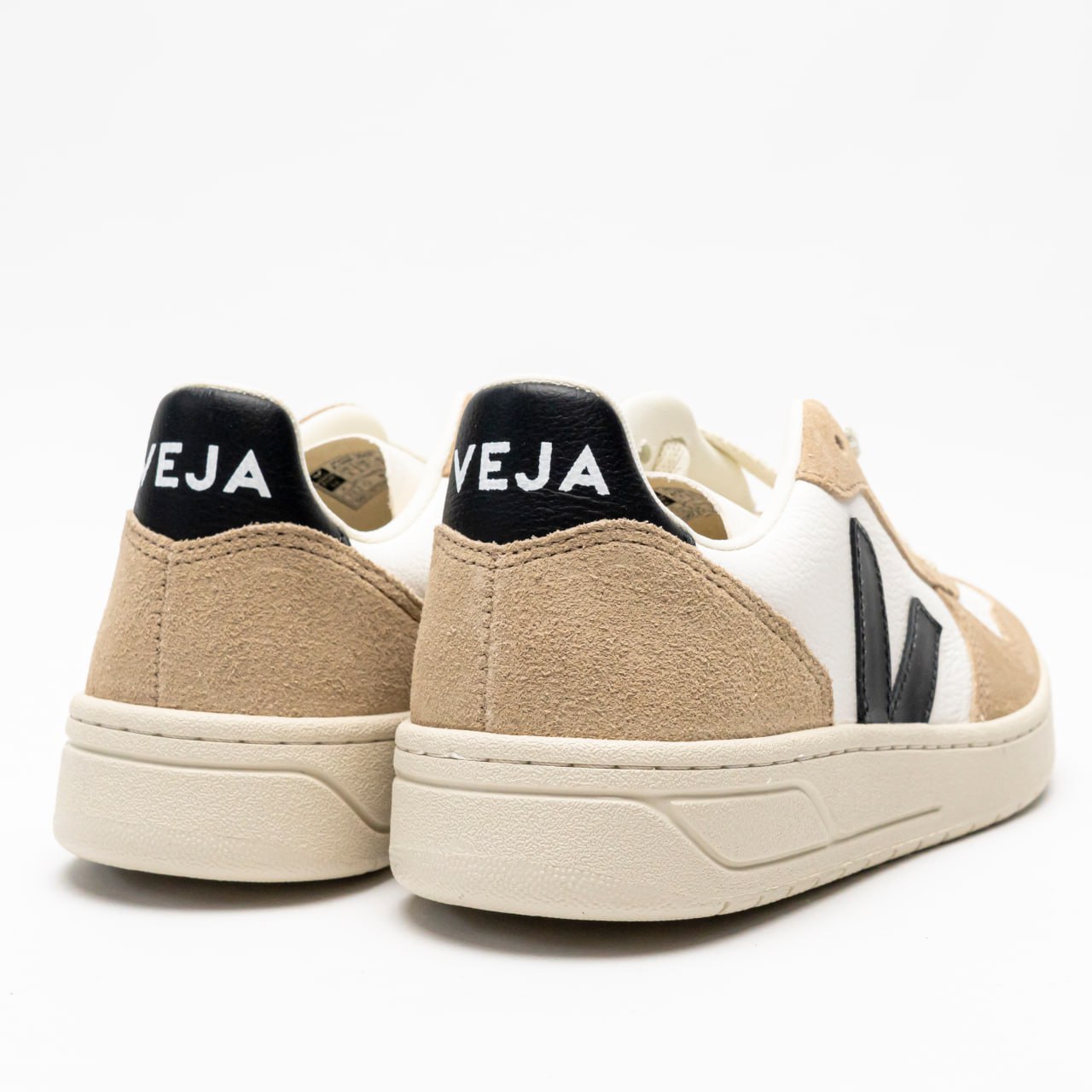 V-10 Chromefree Leather Low Top Sneakers Extra White Black Sahara Women