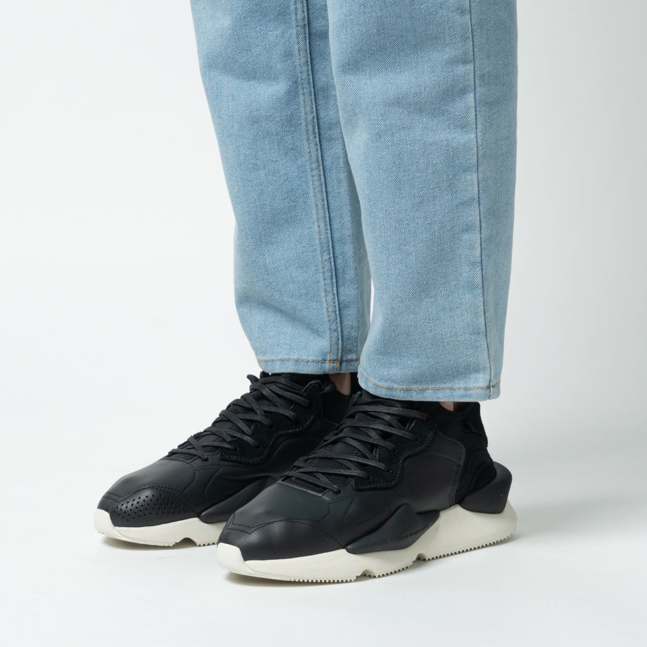 Y 3 Kaiwa Low Top Sneakers Black Off White voila.id